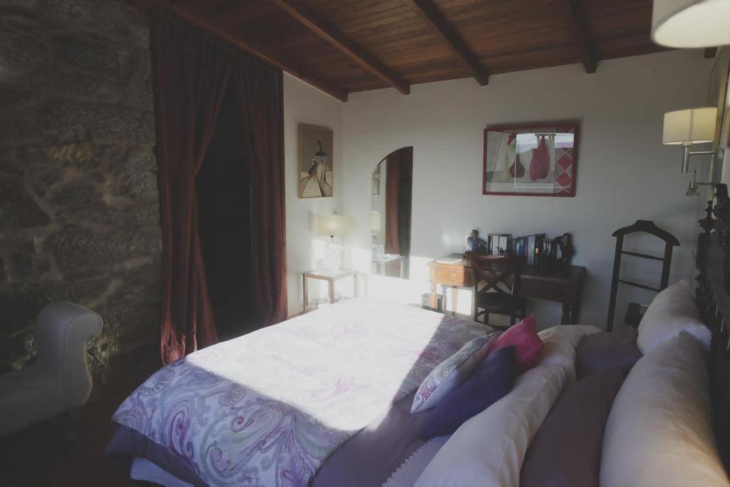 Gasthaus Casa De Afora Casa Con Piscina Y Jacuzzi Privados Santiago de Compostela Exterior foto