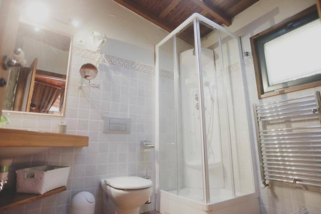 Gasthaus Casa De Afora Casa Con Piscina Y Jacuzzi Privados Santiago de Compostela Exterior foto