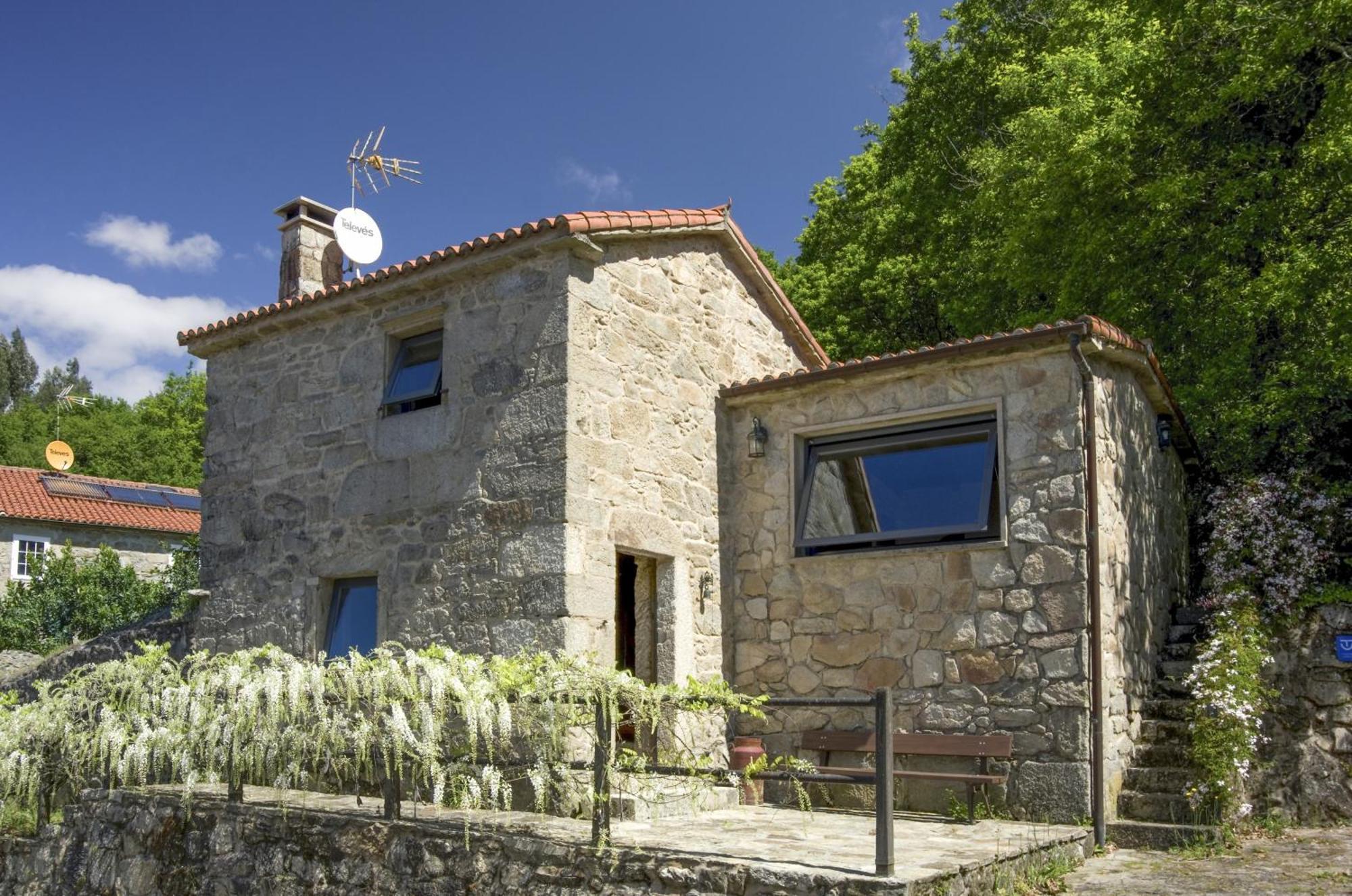 Gasthaus Casa De Afora Casa Con Piscina Y Jacuzzi Privados Santiago de Compostela Exterior foto